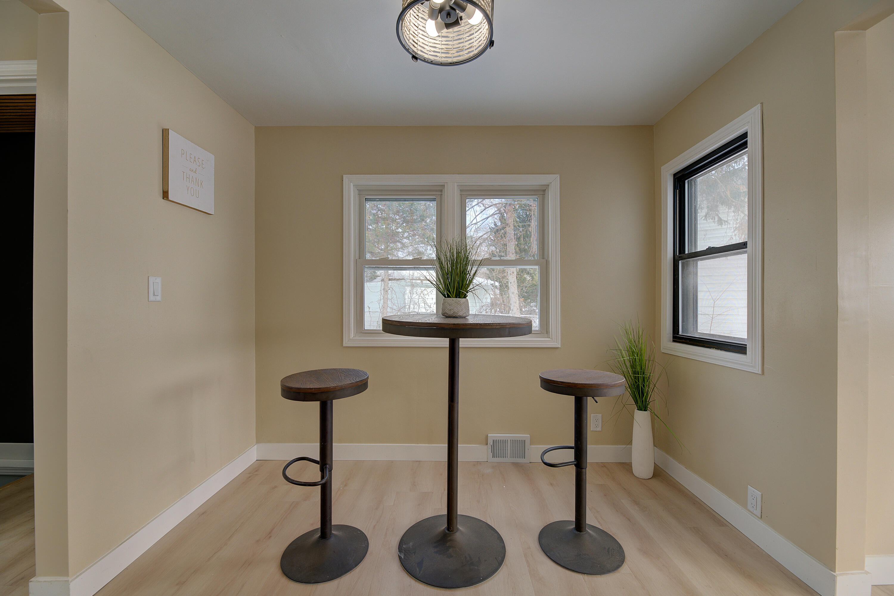 2230 West Neil Place Milwaukee, WI 53209 - Photo 29 of 59 _DSC8087_88_89_90_91