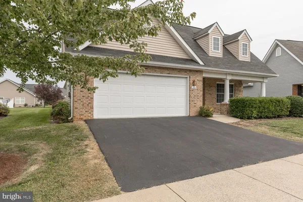 $2,295 | 106 Butterscotch Court, Winchester, VA 22602