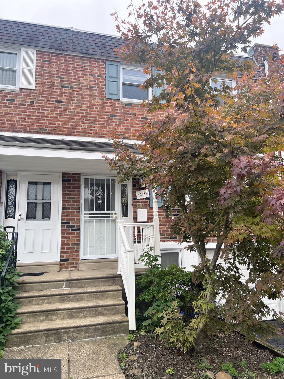 12437 Balston Road Philadelphia, PA 19154 - Photo 3 of 34 Front house
