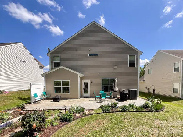 $415,000 | 15137 Oldcorn Lane, Charlotte, NC 28262