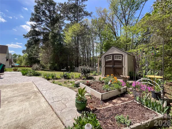 $415,000 | 15137 Oldcorn Lane, Charlotte, NC 28262