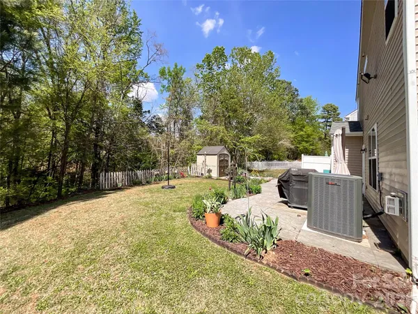 $415,000 | 15137 Oldcorn Lane, Charlotte, NC 28262