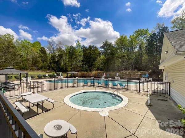 $415,000 | 15137 Oldcorn Lane, Charlotte, NC 28262