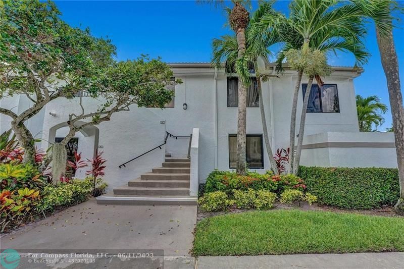 Gleneagles Homes For Sale in Delray Beach - Houses, Condos, Apartments for Sale