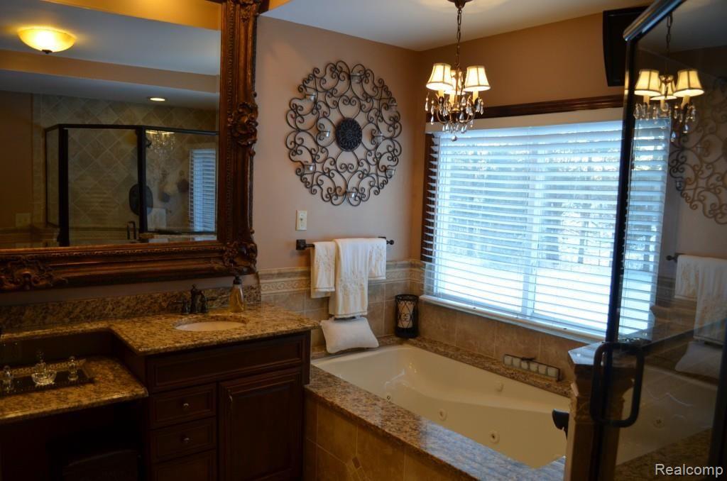 9685 Division Road Casco, MI 48064 - Photo 30 of 46 DSC_0826.jpg