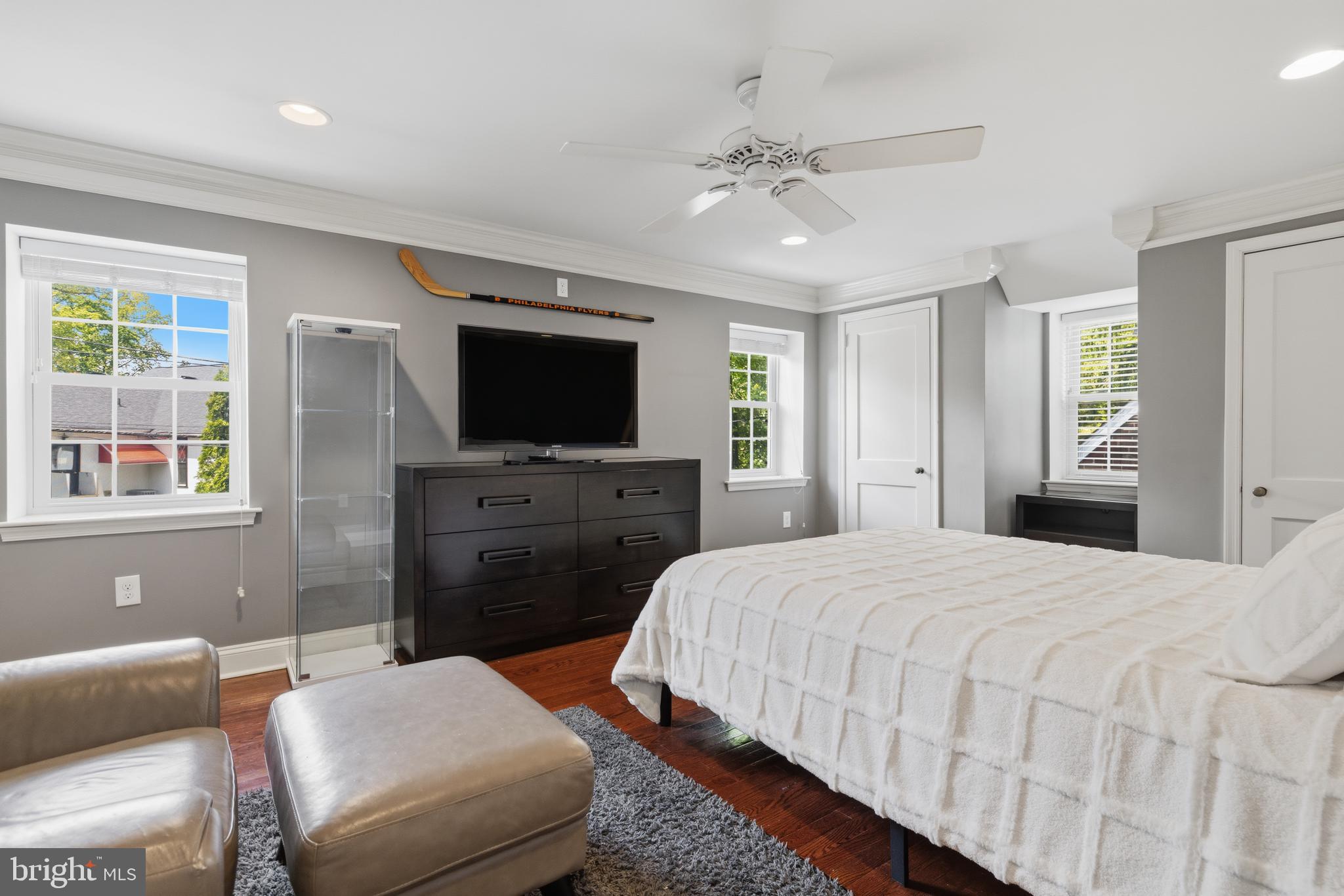 1547 Edge Hill Road Abington, PA 19001 - Photo 22 of 62