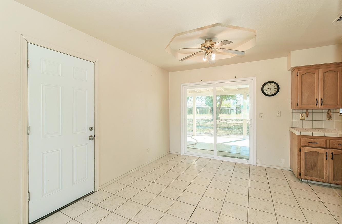 16823 Daley Road Madera, CA 93638 - Photo 7 of 31 Gallery Image 7