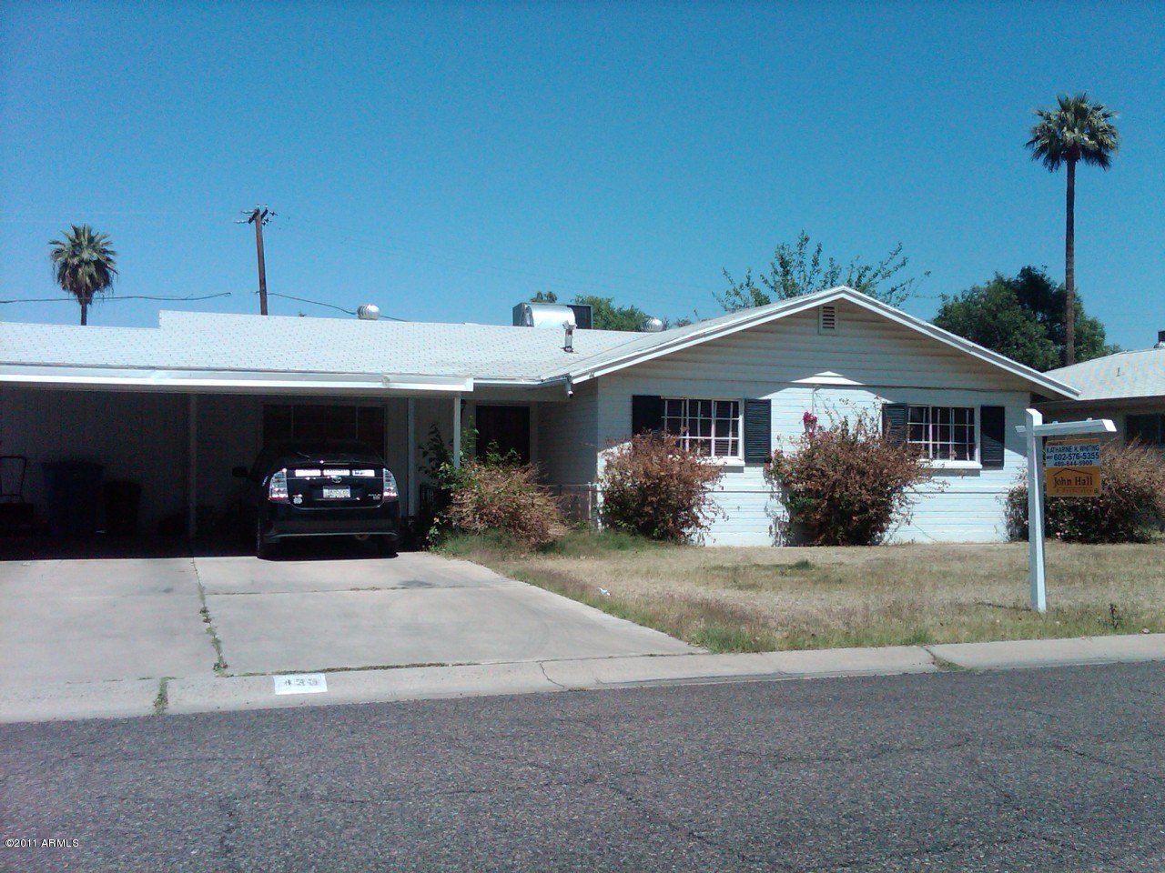 430 West Cheery Lynn Road Phoenix, AZ 85013 - Photo 1 of 12 430 W Chery Lynn Front