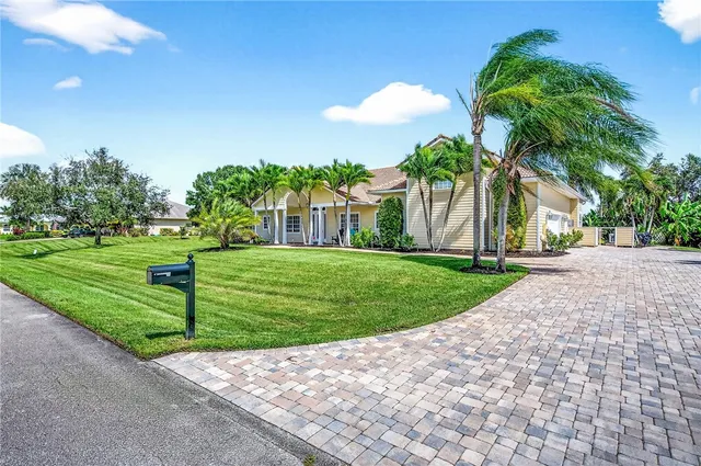 $875,000 | 6960 29th Court, Vero Beach, FL 32967