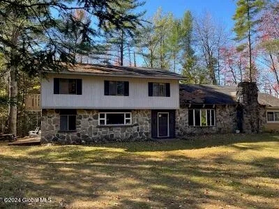 $495,000 | 2004 Hoffman Road, Schroon Lake, NY 12870