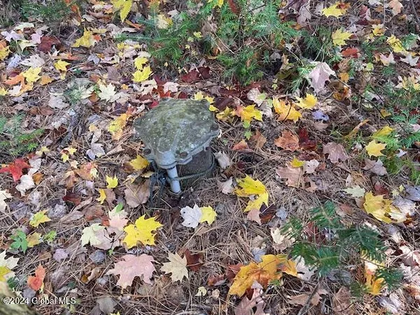 $495,000 | 2004 Hoffman Road, Schroon Lake, NY 12870