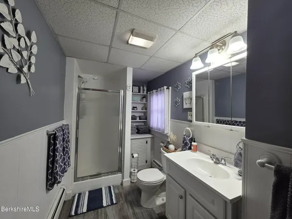$1,575 | 66 Park Street, Unit A, Adams, MA 01220
