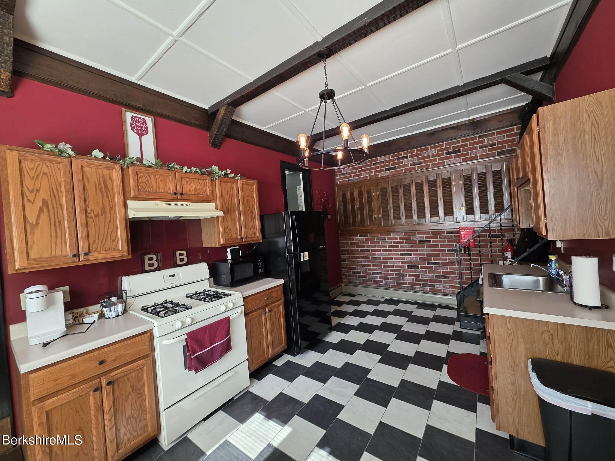 66 Park Street, Unit A Adams, MA 01220 - Photo 4 of 20 Kitchen