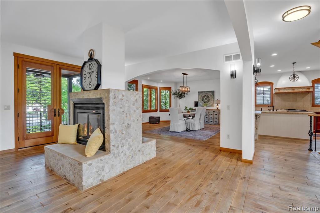 806 Ludlow Avenue Rochester, MI 48307 - Photo 8 of 70