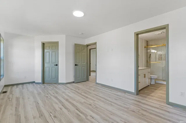 $344,900 | 2933 Colonial Drive, Mishawaka, IN 46544