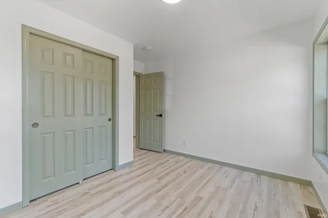 $344,900 | 2933 Colonial Drive, Mishawaka, IN 46544