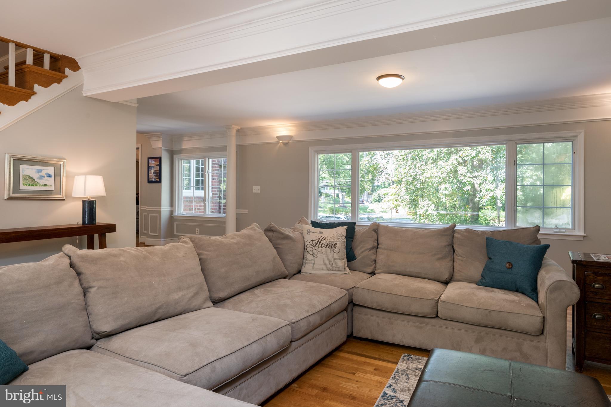 5911 Chesterbrook Road McLean, VA 22101 - Photo 12 of 81