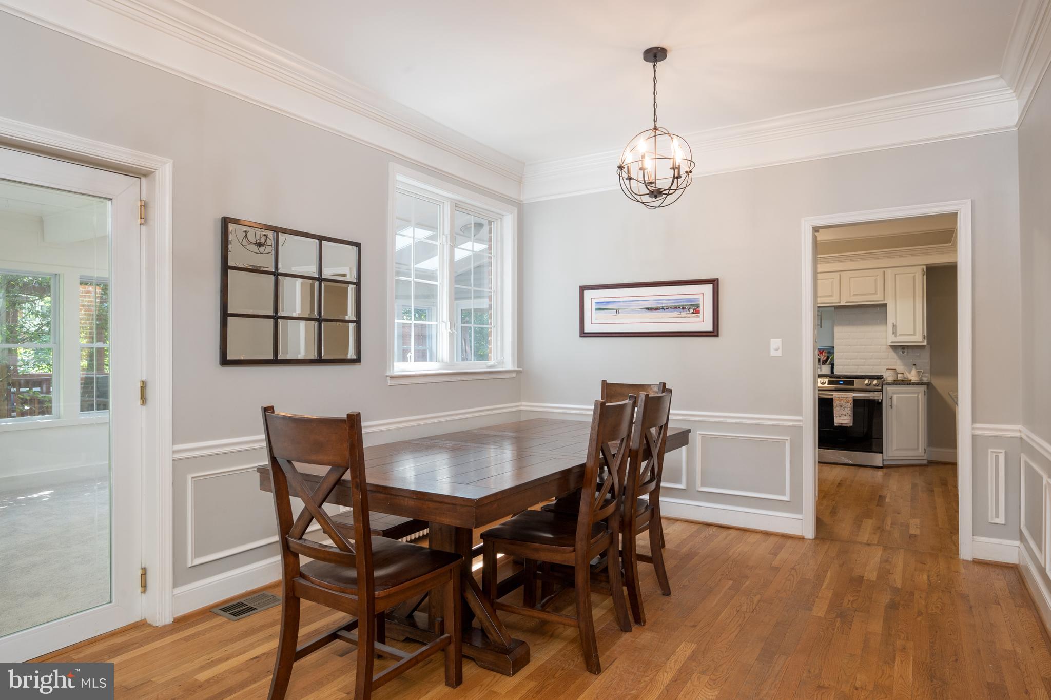 5911 Chesterbrook Road McLean, VA 22101 - Photo 17 of 81