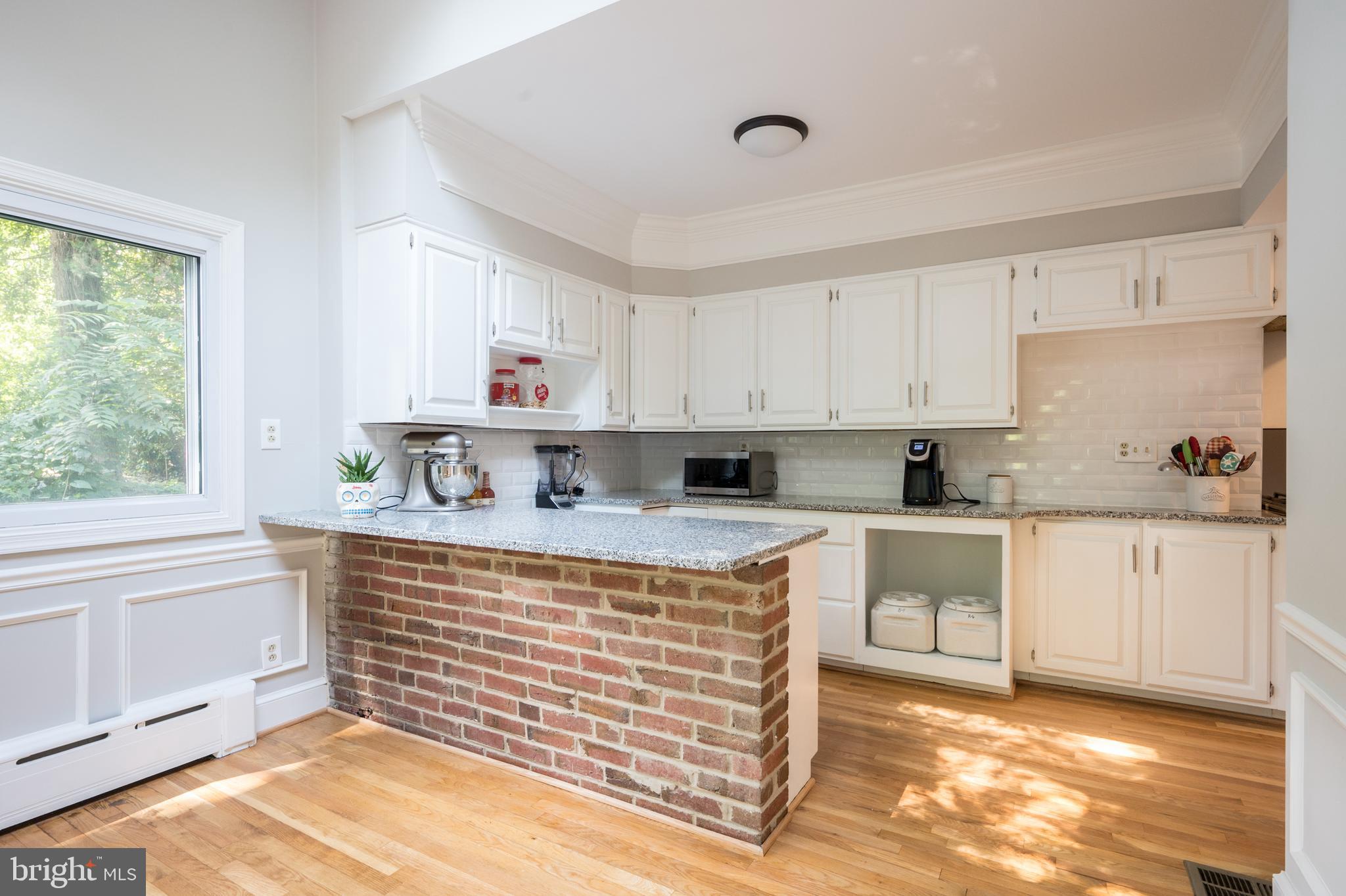 5911 Chesterbrook Road McLean, VA 22101 - Photo 27 of 81