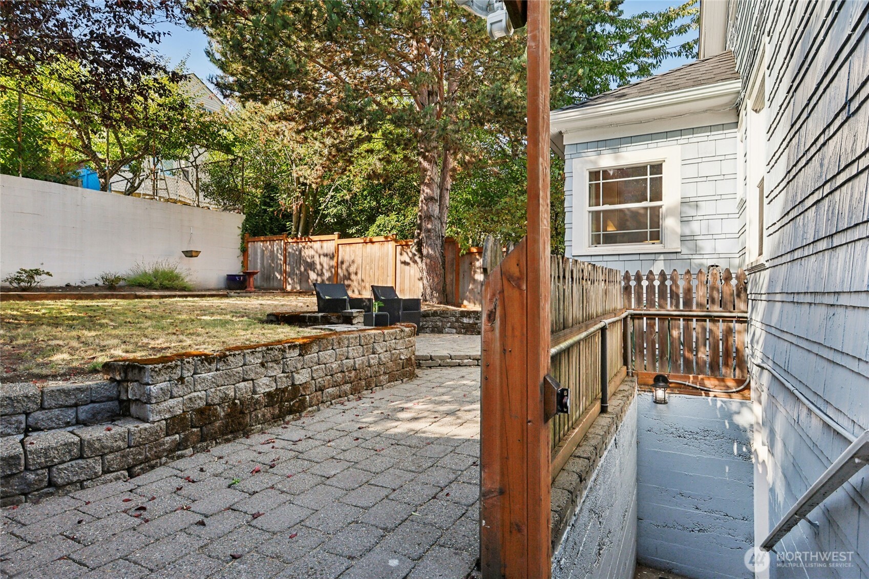 511 23rd Avenue East Seattle, WA 98112 - Photo 30 of 39 a view of a house with a yard