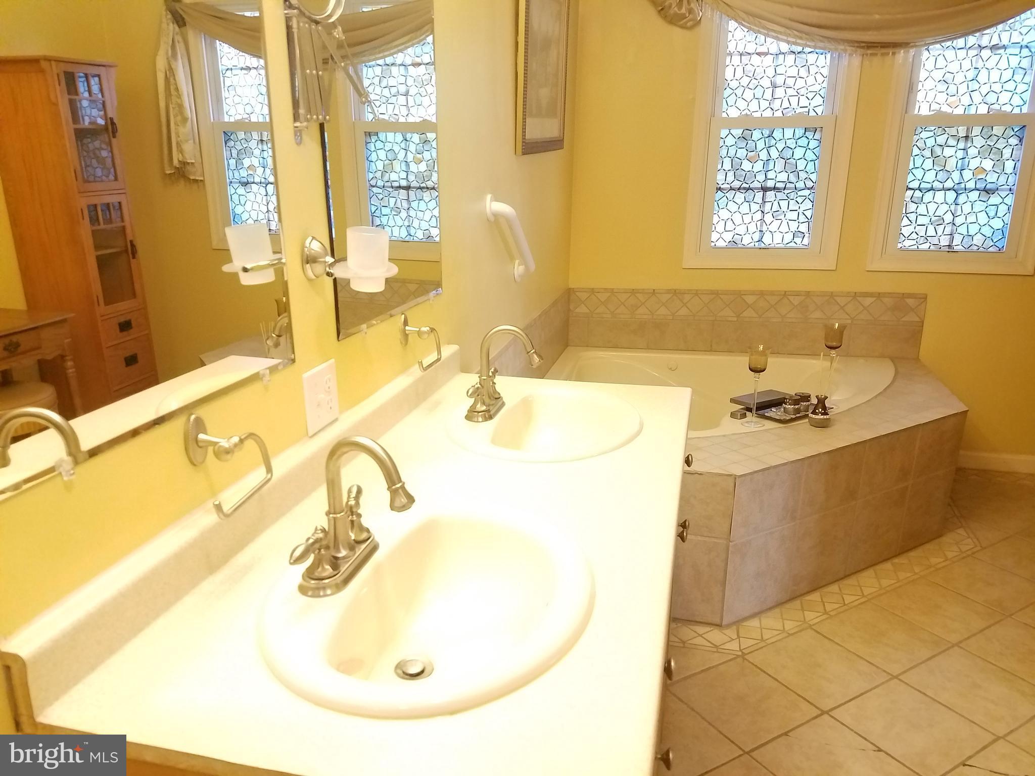7910 Legation Road New Carrollton, MD 20784 - Photo 16 of 26 Bath (Master)