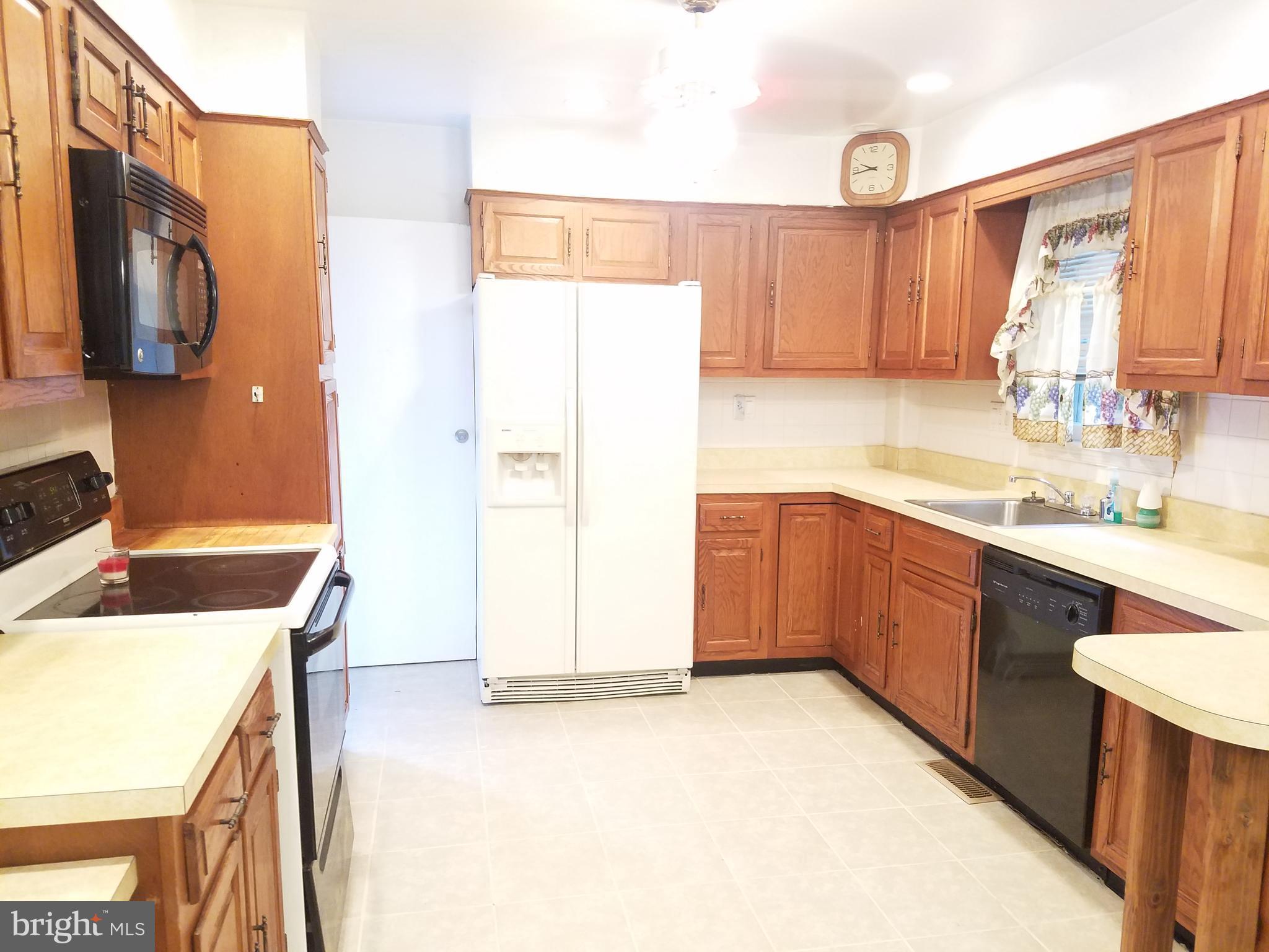 7910 Legation Road New Carrollton, MD 20784 - Photo 7 of 26 Kitchen