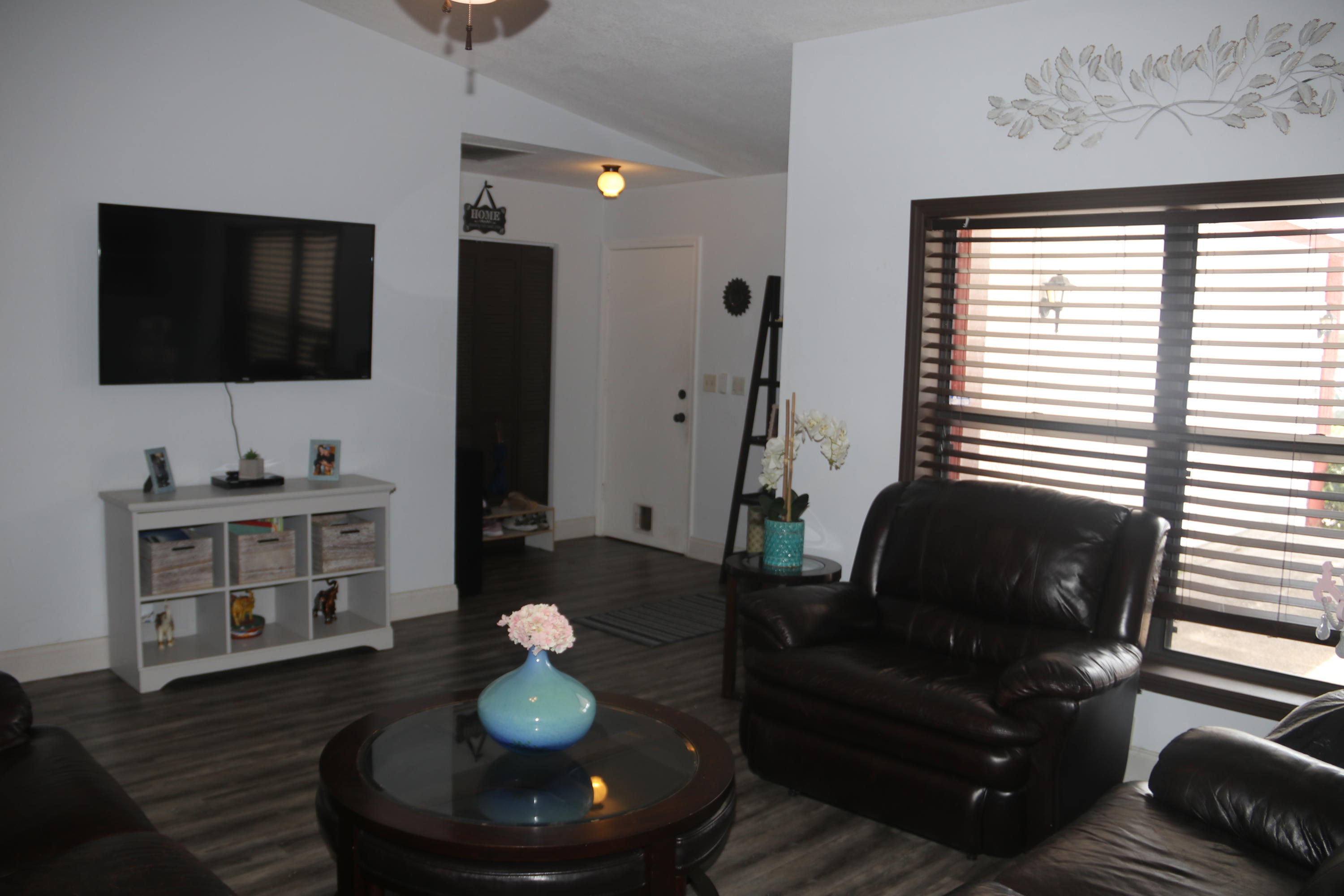 6035 Triphammer Road Lake Worth, FL 33463 - Photo 13 of 38 IMG_3083