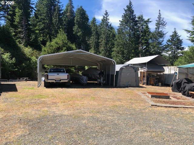 69258 Caleb Road North Bend, OR 97459 - Photo 5 of 29 Gallery Image 5