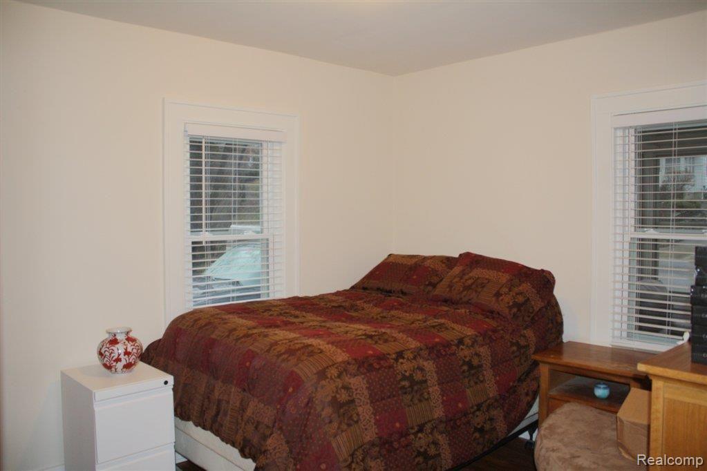 133 Lysander Street Rochester, MI 48307 - Photo 16 of 19 Bedroom3.JPG