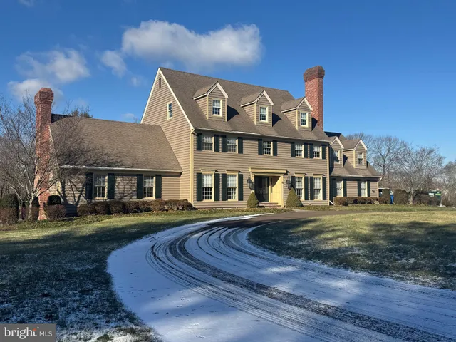 $1,695,000 | 6 Mt View Court, Newtown, PA 18940