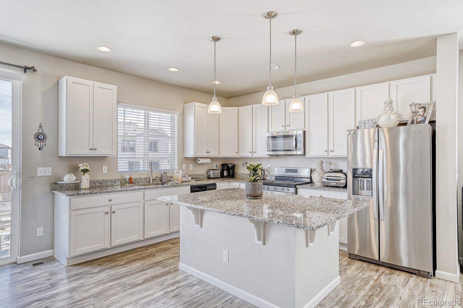 11748 Oneida Street Thornton, CO 80233 - Photo 12 of 29