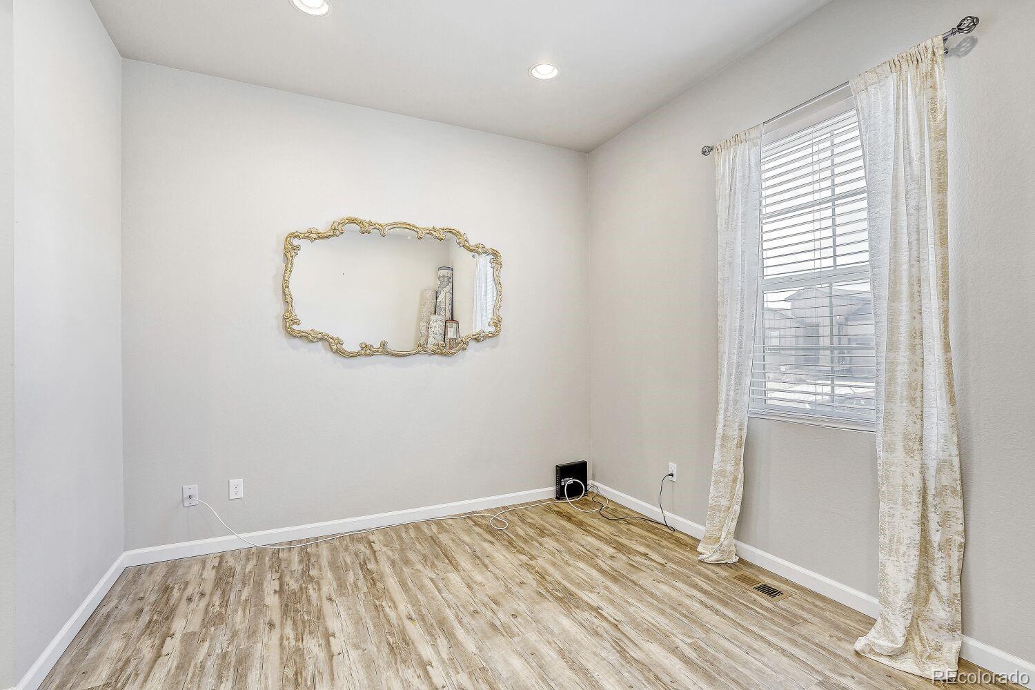 11748 Oneida Street Thornton, CO 80233 - Photo 21 of 32