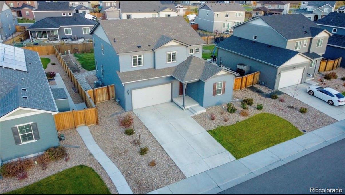 11748 Oneida Street Thornton, CO 80233 - Photo 3 of 32