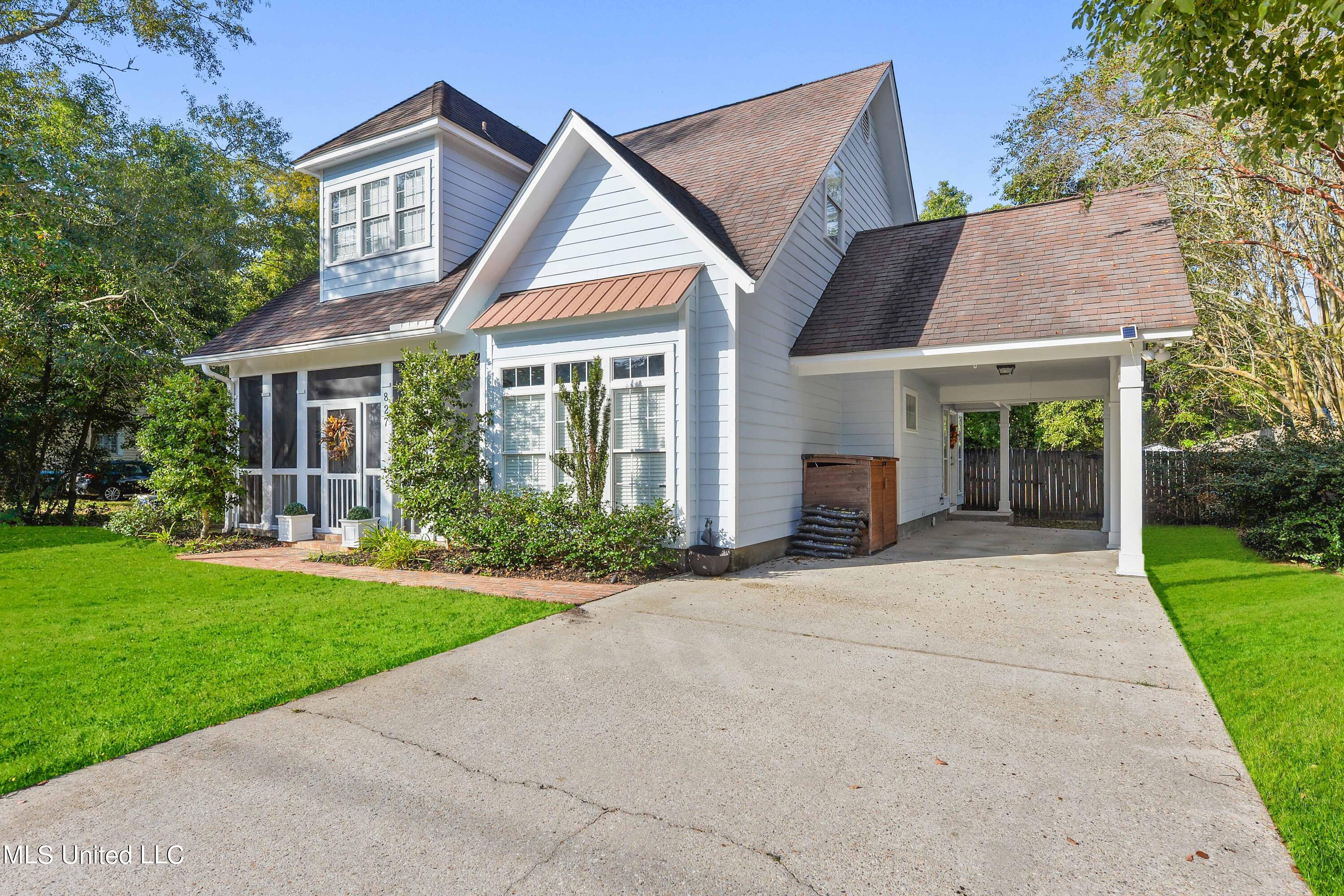 827 Tegarden Road Gulfport, MS 39507 - Photo 3 of 27 002