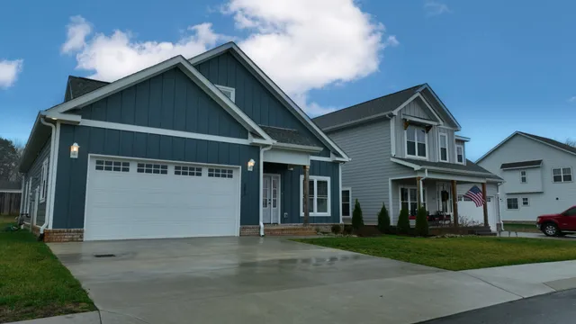 $469,000 | 203 Campfire Court, Winchester, TN 37398