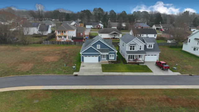 $469,000 | 203 Campfire Court, Winchester, TN 37398