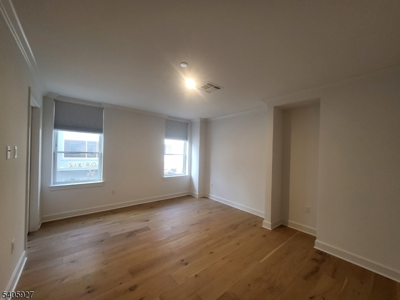 18 Ward Street Bloomfield, NJ 07003 - Photo 9 of 20