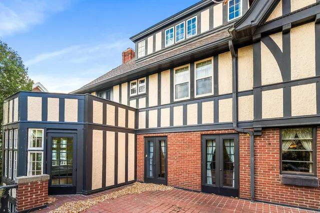 $800,000 | 2314 East 5th Street, Duluth, MN 55812