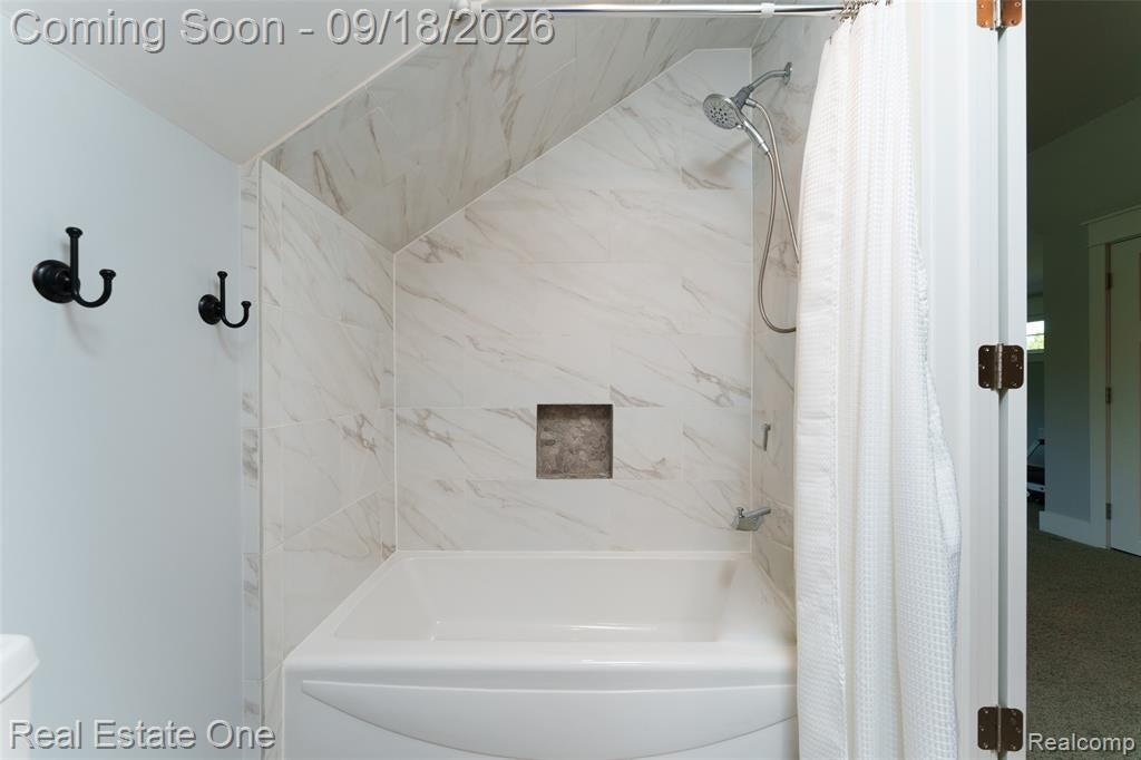3338 Apache Trail Pinckney, MI 48169 - Photo 41 of 64 Gallery Image 41