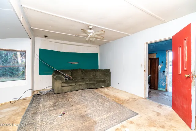 $155,000 | 128 Snowgoose Lane, Knotts Island, NC 27950