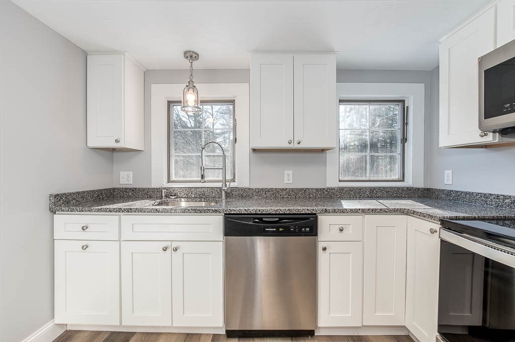 111 Mendell Road Rochester, MA 02770 - Photo 15 of 39