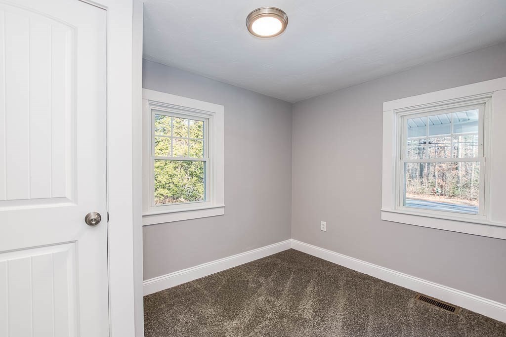 111 Mendell Road Rochester, MA 02770 - Photo 27 of 39