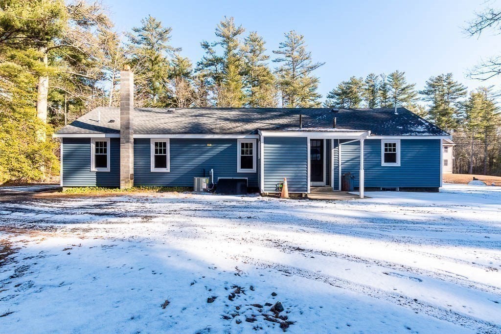 111 Mendell Road Rochester, MA 02770 - Photo 5 of 39
