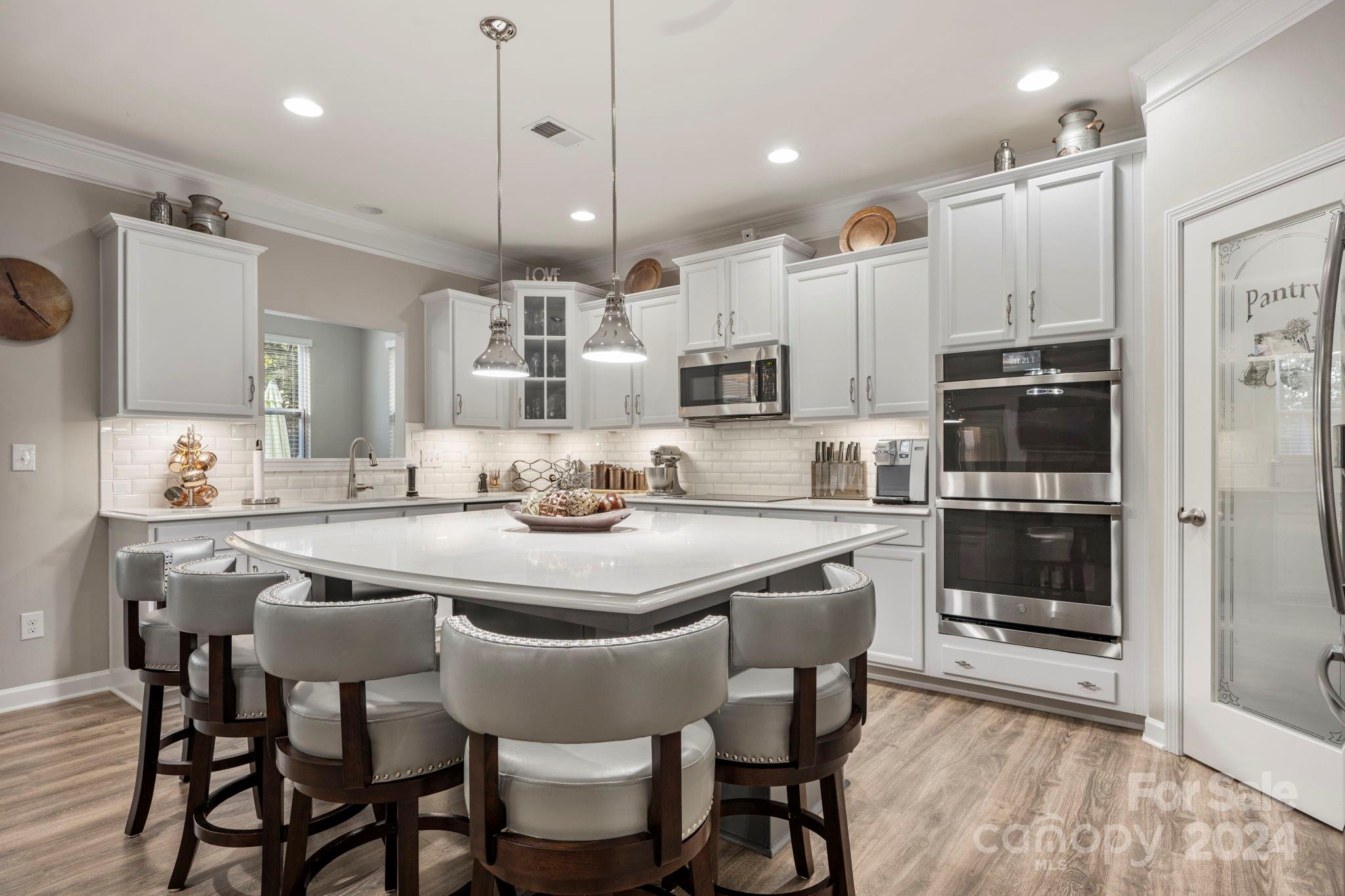 4329 Bright Road Charlotte, NC 28214 - Photo 9 of 47 Gallery Image 9