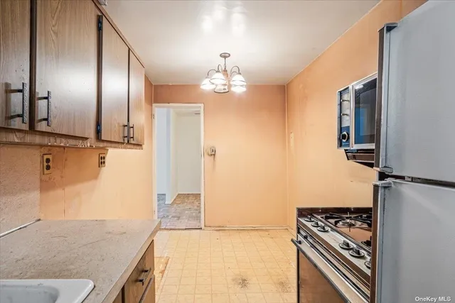 $165,000 | 144-60 Gravett Road, Unit 1C | Kew Gardens Hills