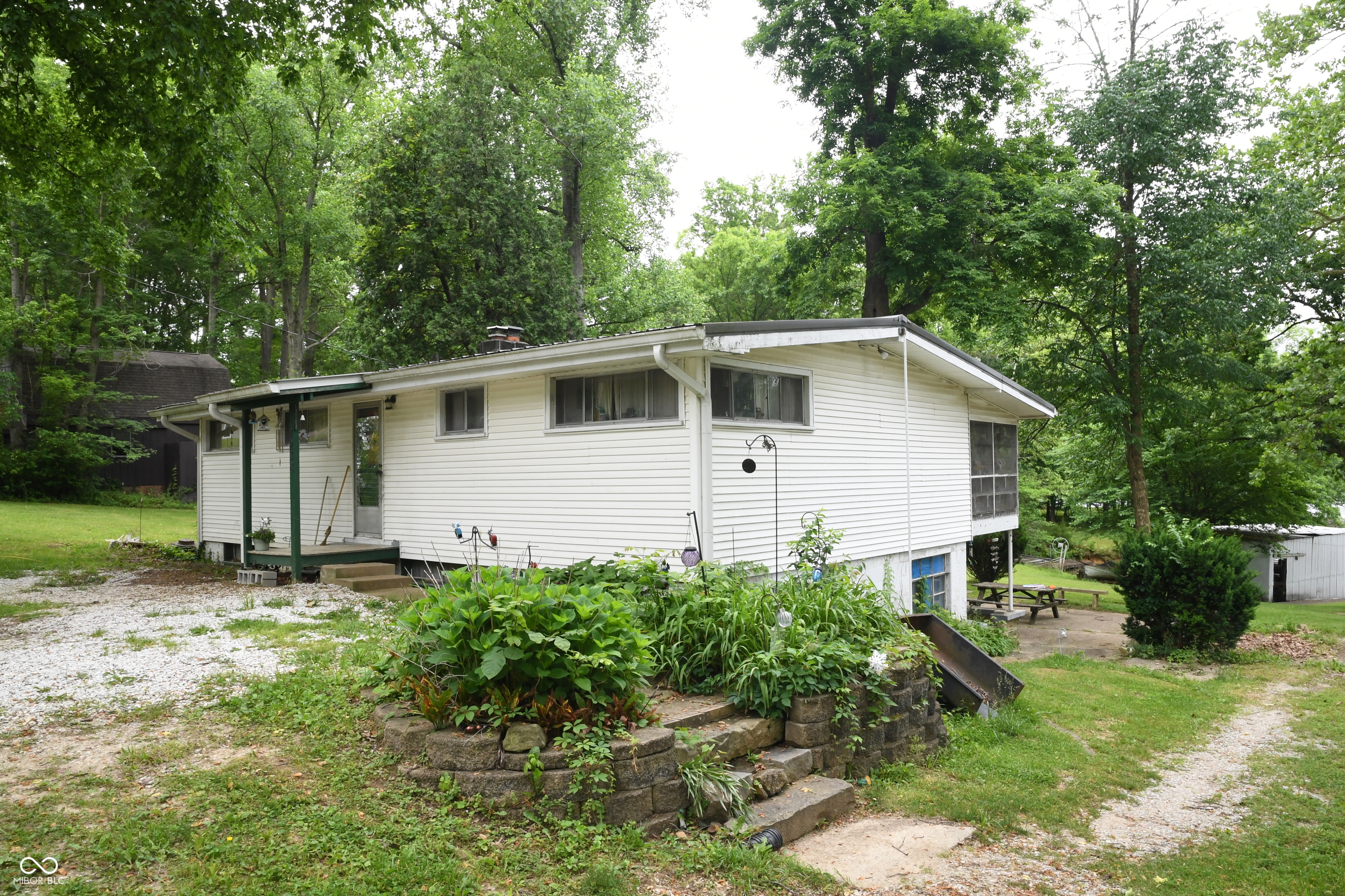 6834 Spillway Road Unionville, IN 47468 - Photo 2 of 35