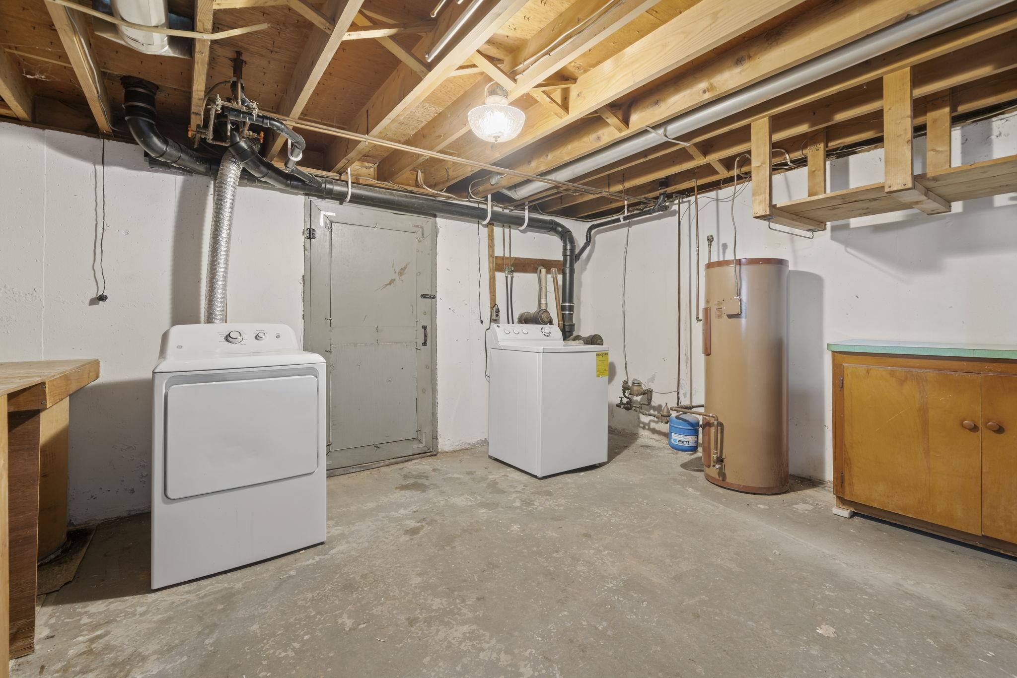 27 Webb Road Peterborough, NH 03458 - Photo 39 of 44