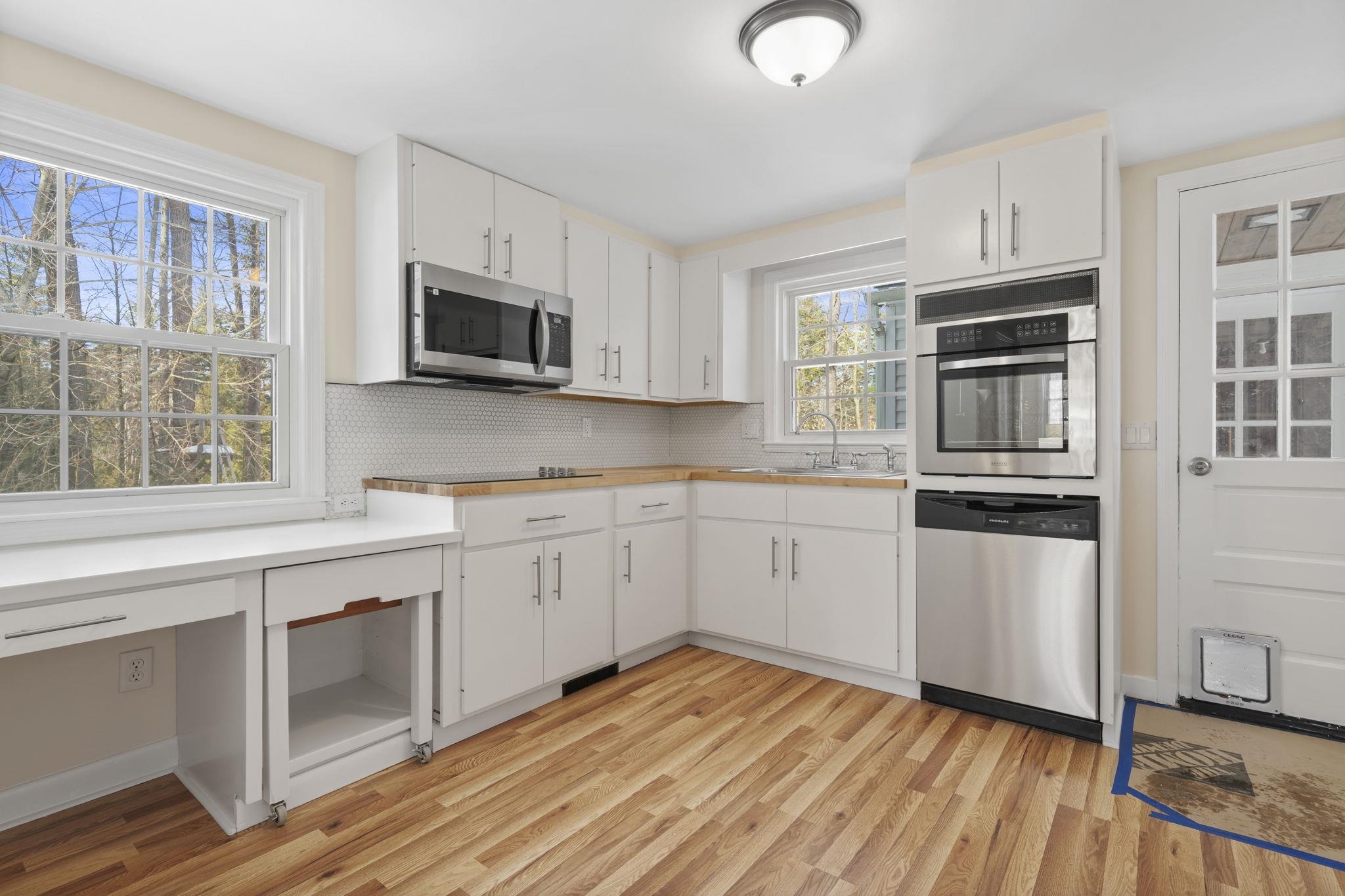 27 Webb Road Peterborough, NH 03458 - Photo 5 of 44