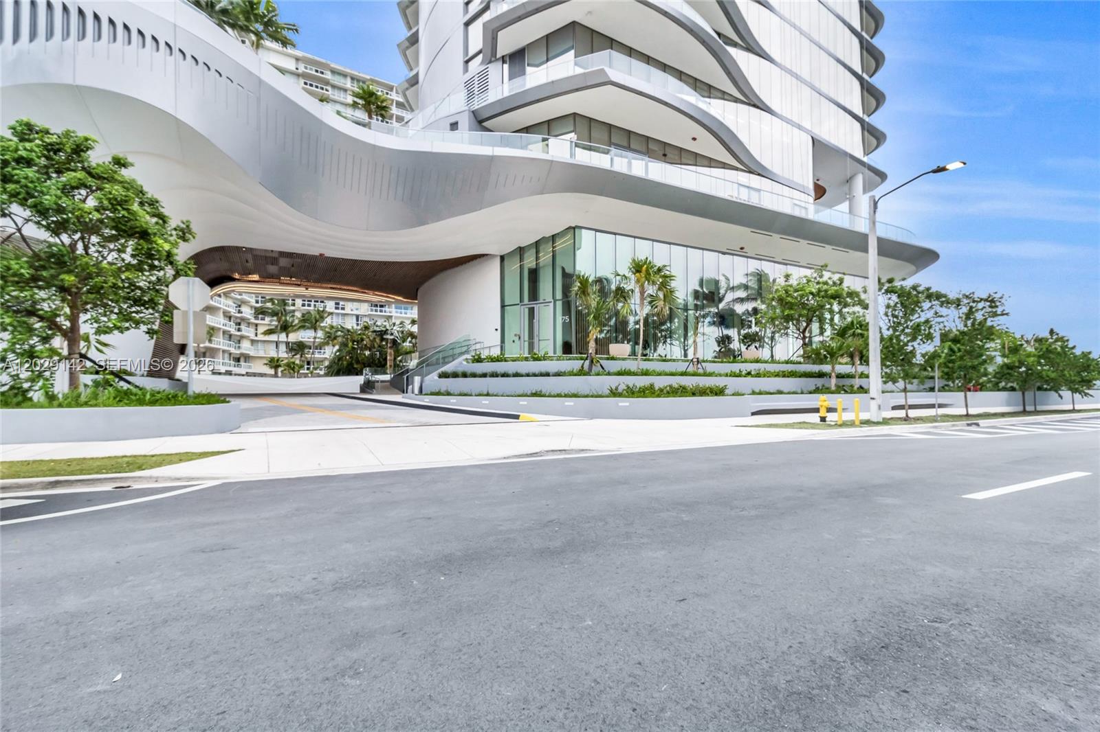 175 Southeast 25th Road, Unit 1103 Miami, FL 33129 - Photo 2 of 31