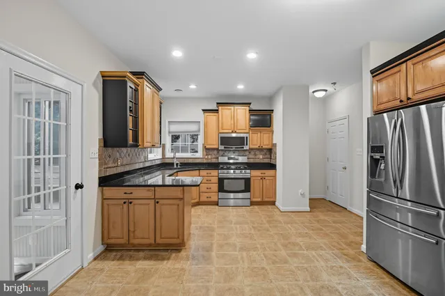 $475,000 | 121 Waterside Lane, Cross Junction, VA 22625